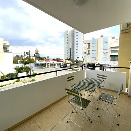 Apartamento 2br - 5mins Walk To The With Internet Access *