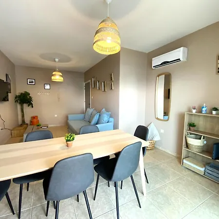 Appartement 2br - 5mins Walk To The With Internet Access